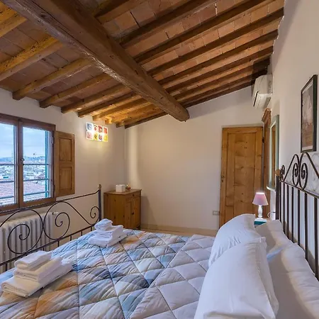 San Zanobi Nest In * Florenz