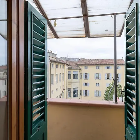San Zanobi Nest In * Florenz