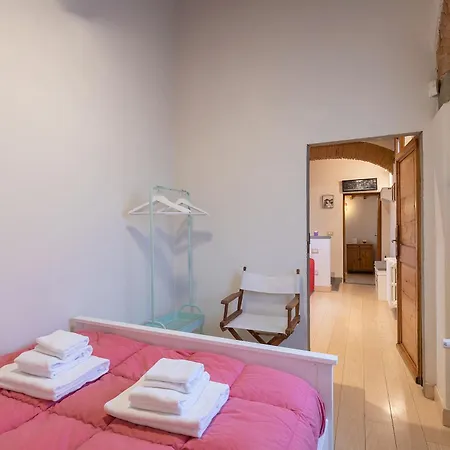 San Zanobi Nest In Firenze